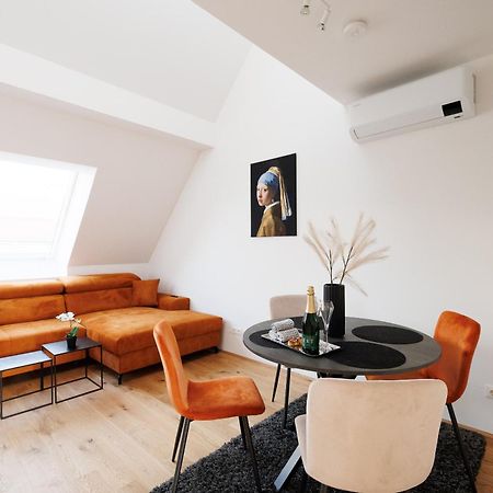 Symphony Apartments 42 - Modern Loft With Terrace And Grill In Central Location Виена Екстериор снимка