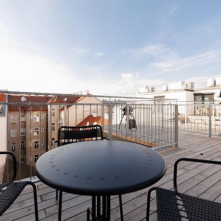 Symphony Apartments 42 - Modern Loft With Terrace And Grill In Central Location Виена Екстериор снимка