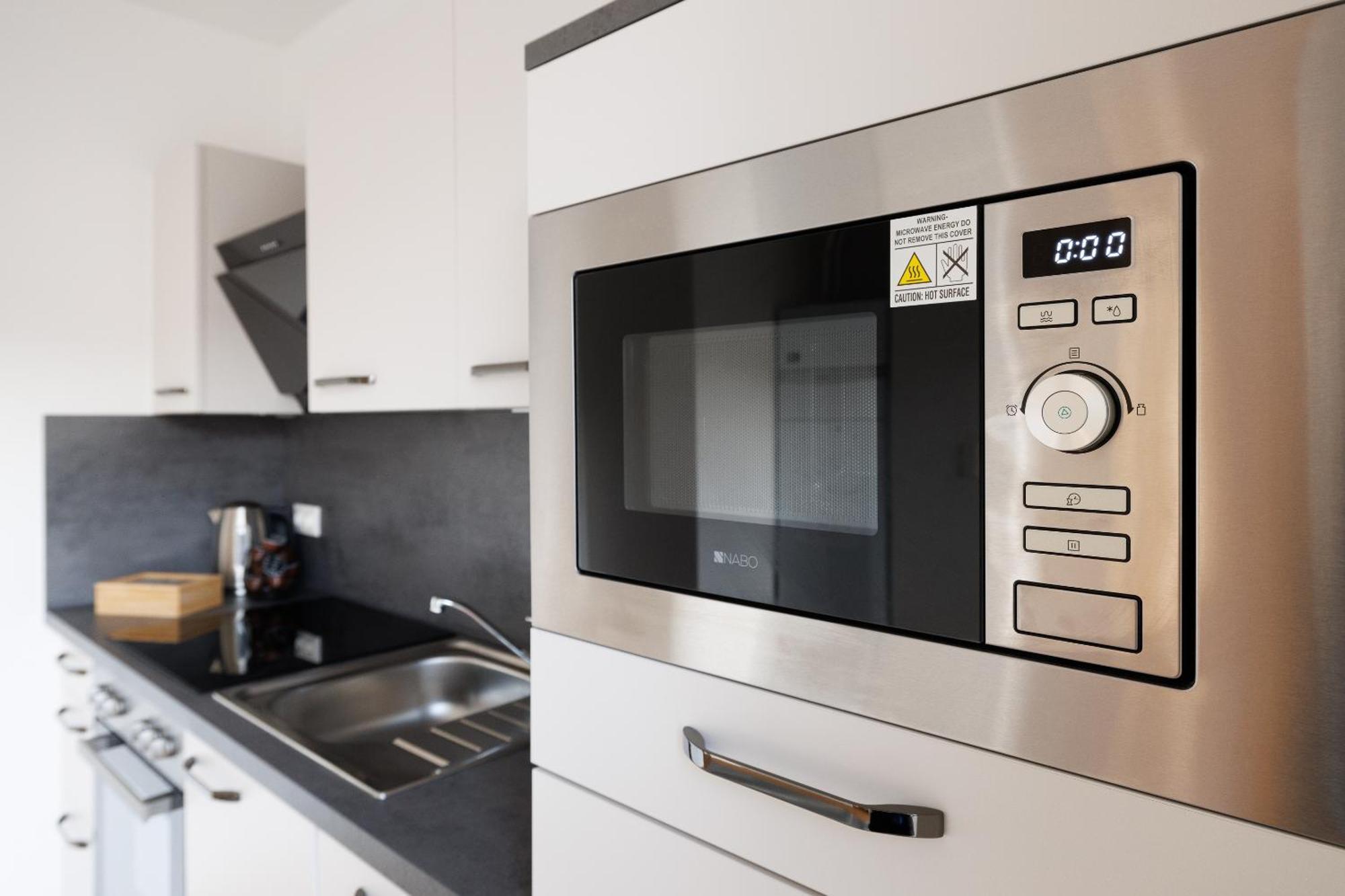 Symphony Apartments 42 - Modern Loft With Terrace And Grill In Central Location Виена Екстериор снимка