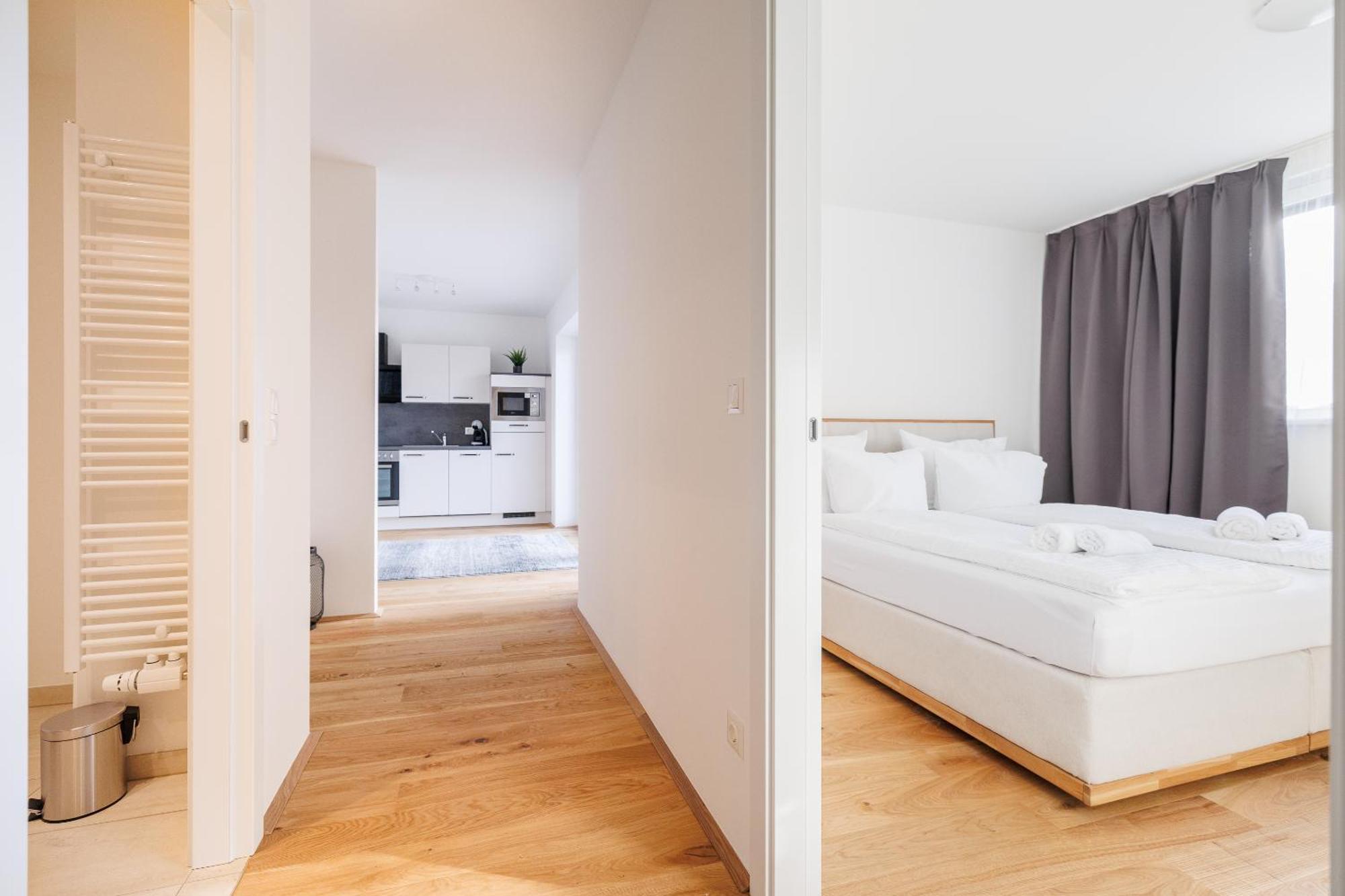 Symphony Apartments 42 - Modern Loft With Terrace And Grill In Central Location Виена Екстериор снимка
