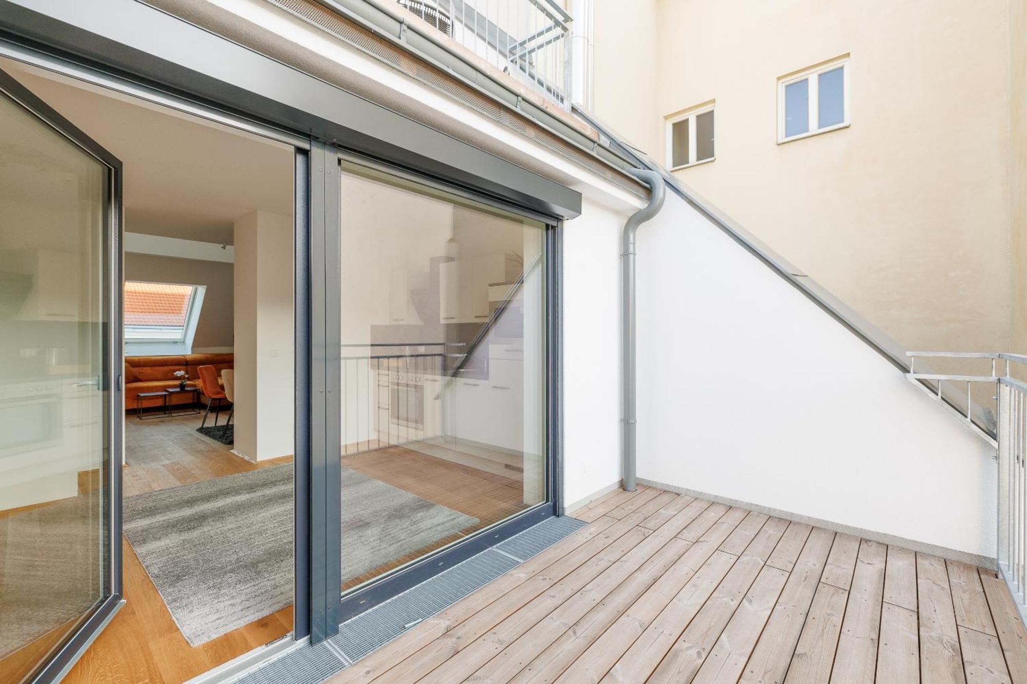 Symphony Apartments 42 - Modern Loft With Terrace And Grill In Central Location Виена Екстериор снимка