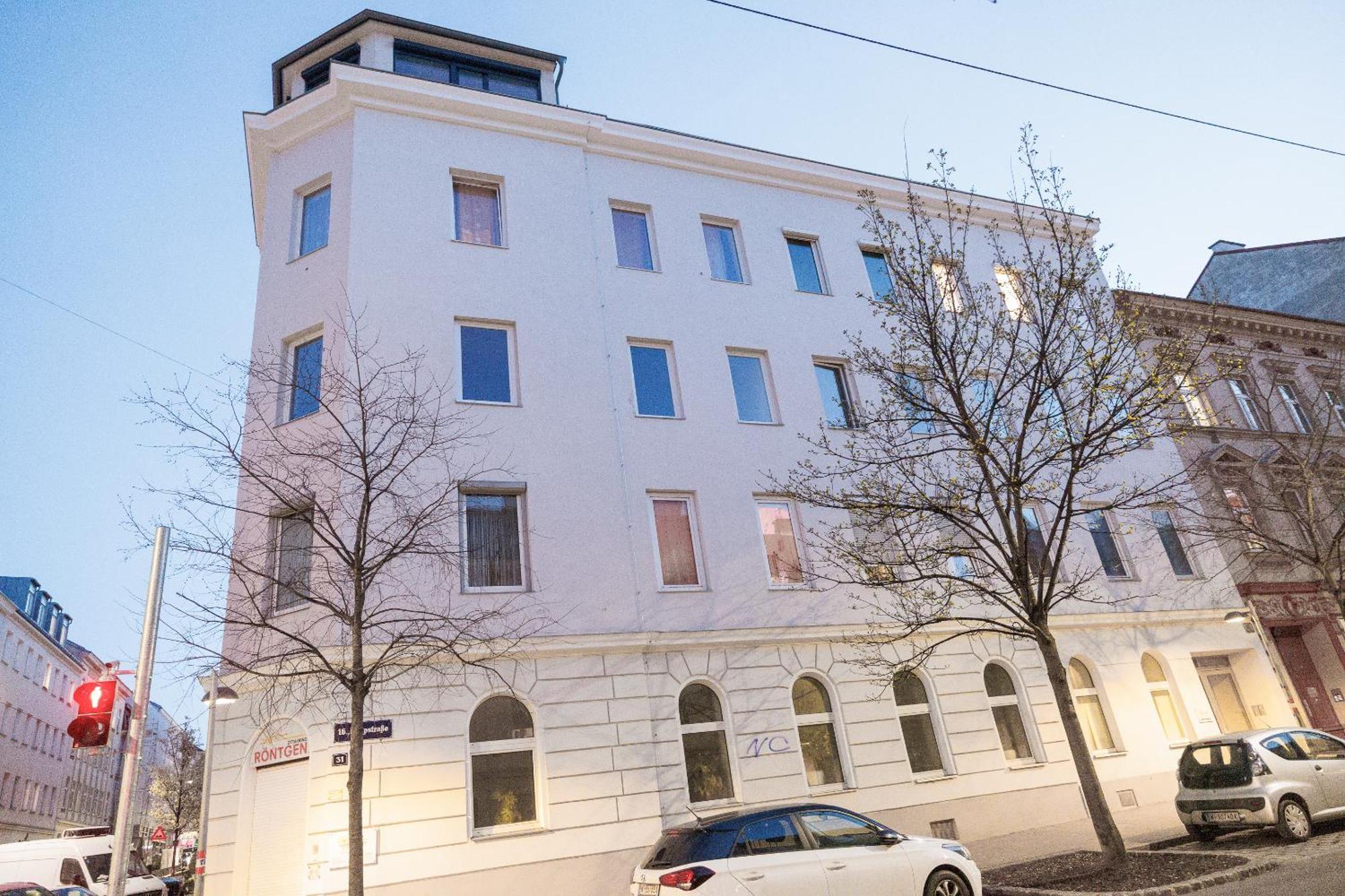 Symphony Apartments 42 - Modern Loft With Terrace And Grill In Central Location Виена Екстериор снимка